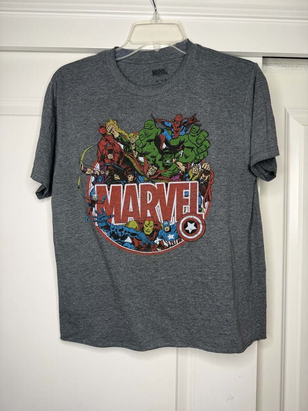 Marvel Graphic T-Shirt Size M Gray Comics Heroes